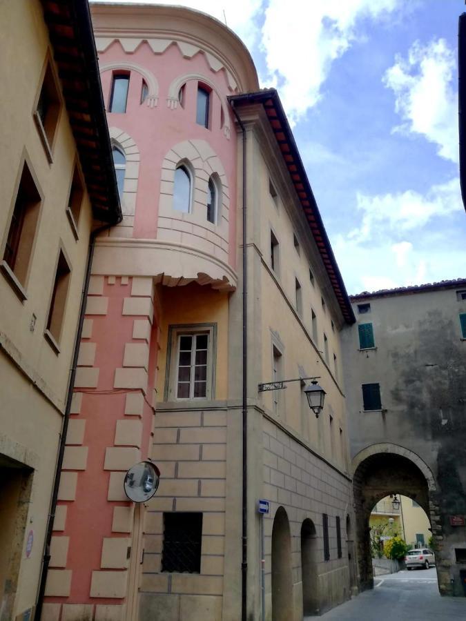 Mansarda Con Solarium Panoramico Su Centro Storico Di Sarteano Vicino Alle Famose Terme Della Val D'Orcia Appartement Buitenkant foto